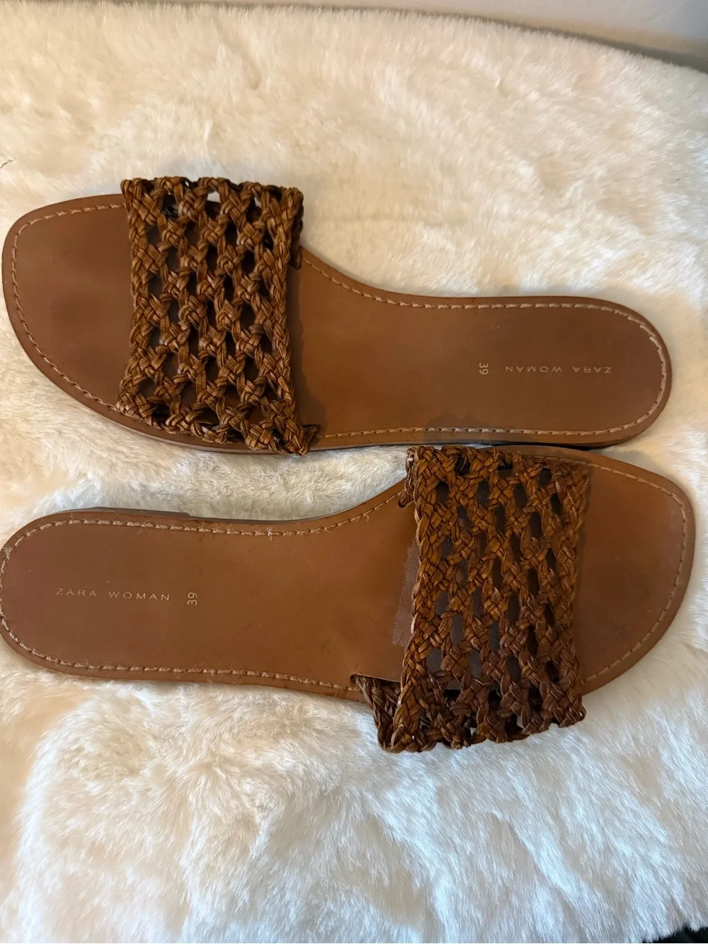 Zara Tan Braided Leather Slide Sandals - Picture 4 of 4